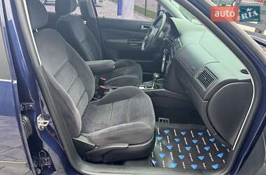 Хетчбек Volkswagen Golf 1998 в 