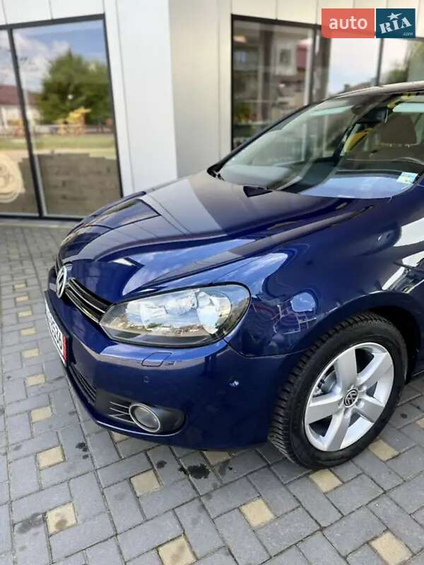 Хетчбек Volkswagen Golf 2010 в Тернополі