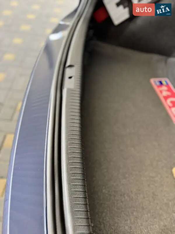 Хетчбек Volkswagen Golf 2010 в Тернополі