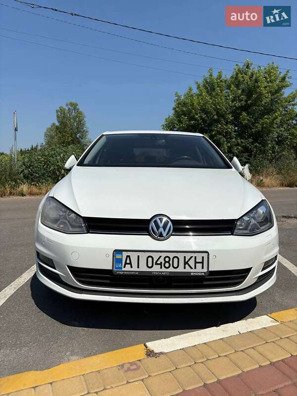 Хетчбек Volkswagen Golf 2012 в Гостомелі