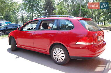Универсал Volkswagen Golf 2009 в Ровно