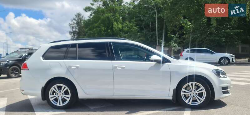 Универсал Volkswagen Golf 2013 в Виннице
