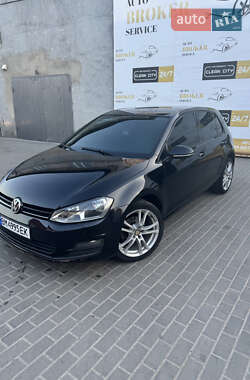 Хетчбек Volkswagen Golf 2013 в Сумах