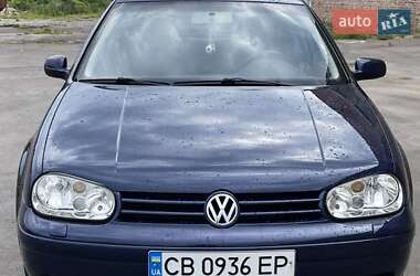 Хэтчбек Volkswagen Golf 2001 в Корюковке