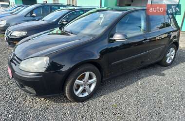 Хэтчбек Volkswagen Golf 2004 в Шептицькому