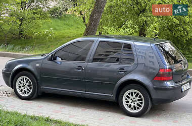 Хетчбек Volkswagen Golf 2003 в Дрогобичі