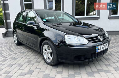 Хэтчбек Volkswagen Golf 2004 в Белой Церкви