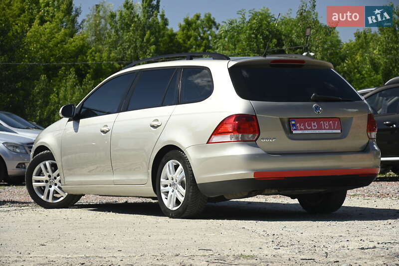 Універсал Volkswagen Golf 2008 в Бердичеві
