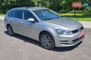 Универсал Volkswagen Golf 2016 в Нововолынске