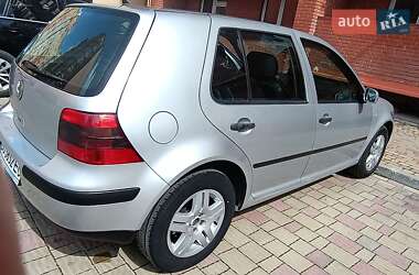Хэтчбек Volkswagen Golf 2002 в Тернополе
