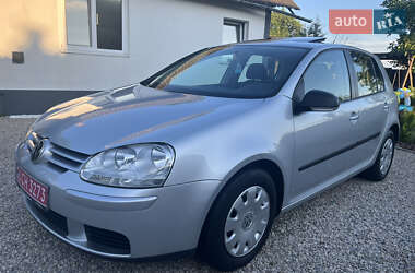 Хетчбек Volkswagen Golf 2006 в Калуші