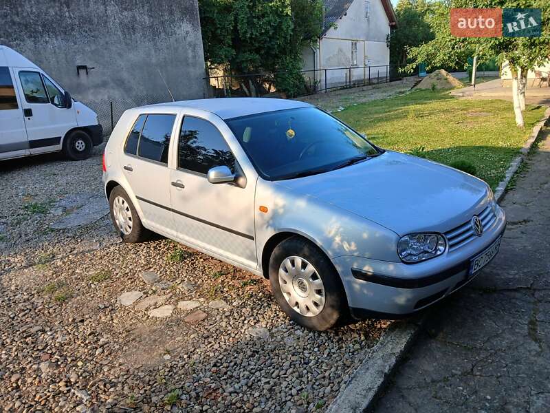 Volkswagen Golf 1998