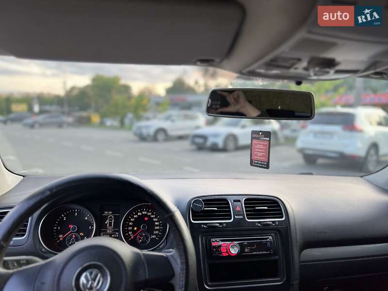 Универсал Volkswagen Golf 2010 в Тернополе