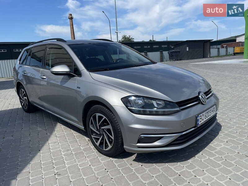 Универсал Volkswagen Golf 2018 в Тернополе