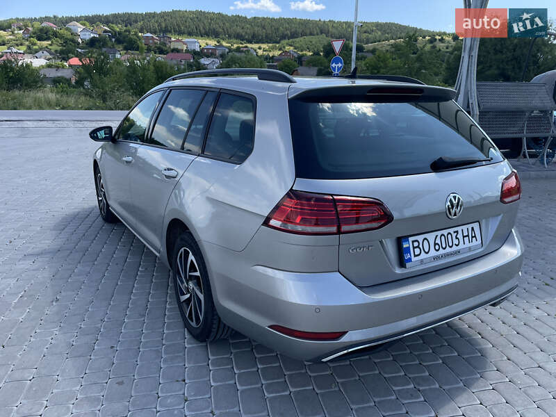 Универсал Volkswagen Golf 2018 в Тернополе