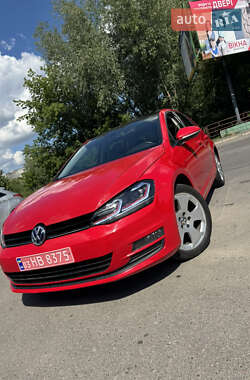 Хэтчбек Volkswagen Golf 2015 в Хмельницком