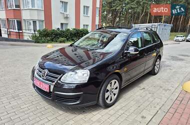 Універсал Volkswagen Golf 2008 в Вараші