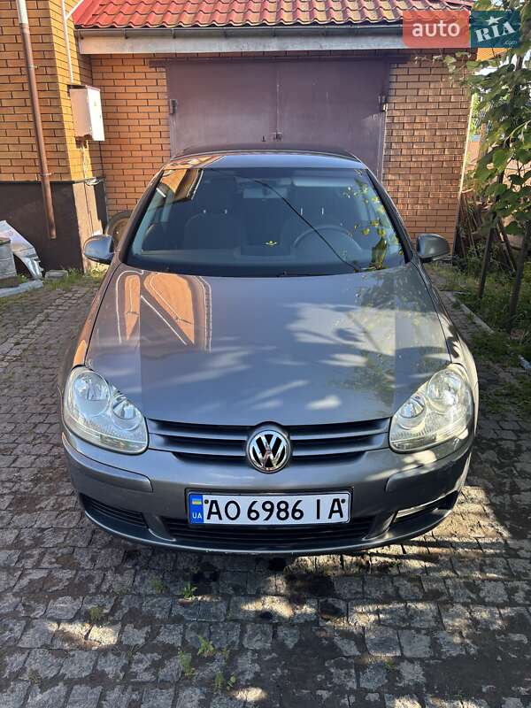 Volkswagen Golf 2005