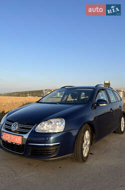 Универсал Volkswagen Golf 2008 в Вознесенске