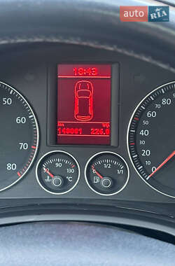 Універсал Volkswagen Golf 2008 в 