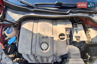 Хетчбек Volkswagen Golf 2011 в 