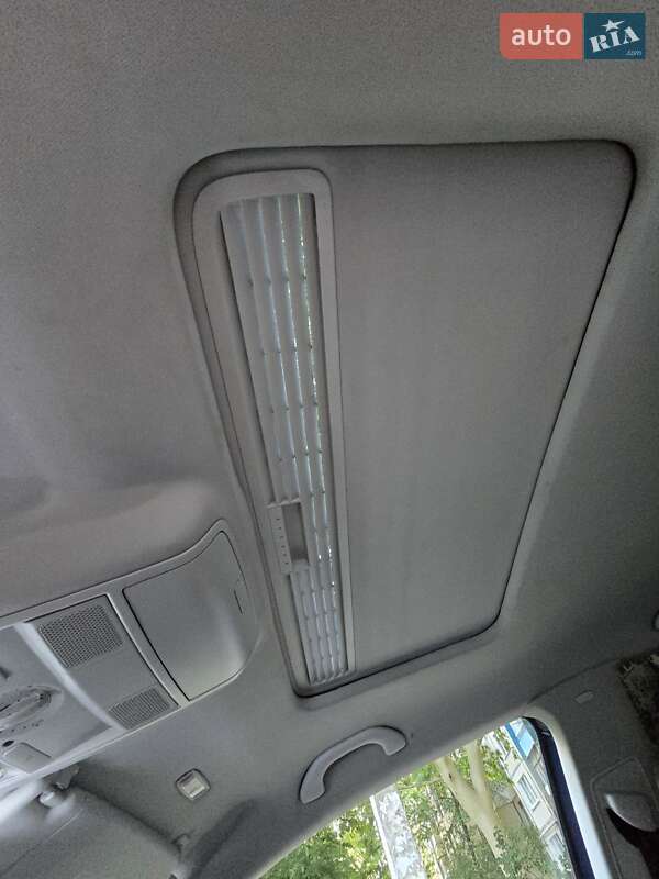 Хэтчбек Volkswagen Golf 2005 в Одессе