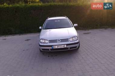 Универсал Volkswagen Golf 2000 в Турке