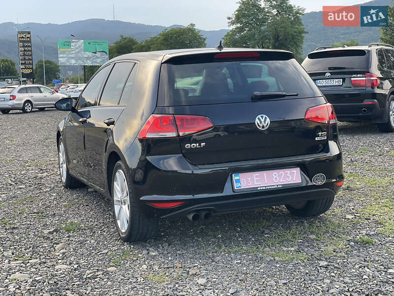 Хэтчбек Volkswagen Golf 2016 в Хусте