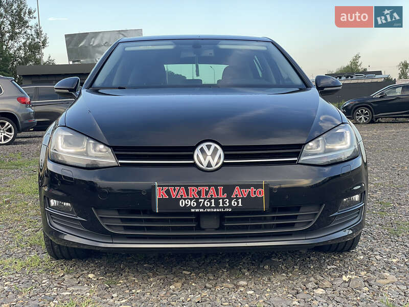 Хэтчбек Volkswagen Golf 2016 в Хусте