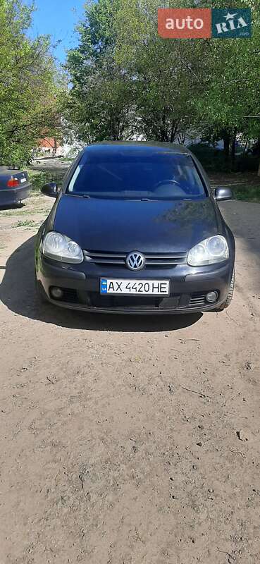 Хэтчбек Volkswagen Golf 2006 в Славянске