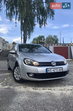 Хэтчбек Volkswagen Golf 2009 в Валках