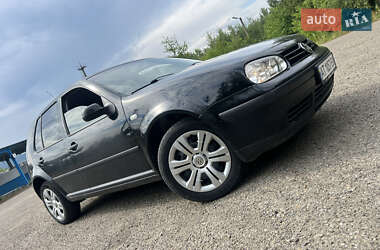 Хэтчбек Volkswagen Golf 2001 в Долине