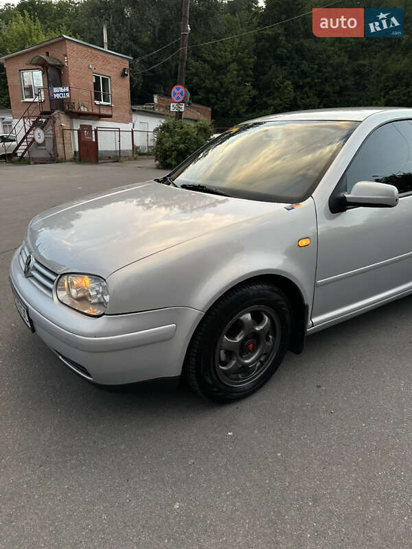 Хэтчбек Volkswagen Golf 1998 в Полтаве
