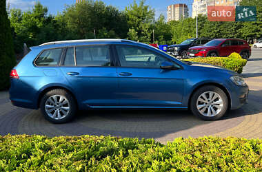 Універсал Volkswagen Golf 2016 в 