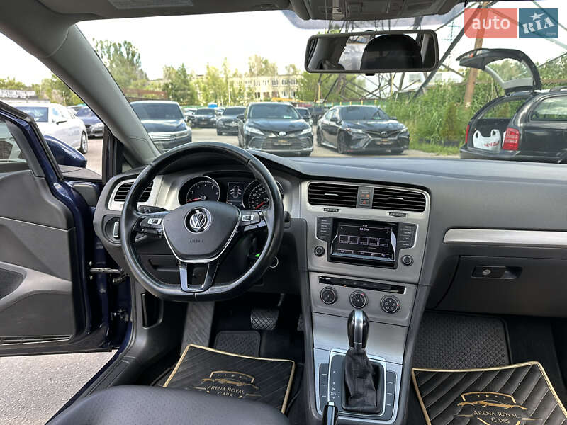 Хэтчбек Volkswagen Golf 2014 в Харькове