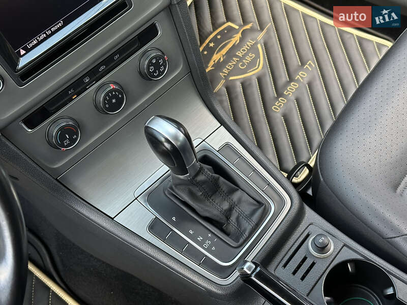 Хэтчбек Volkswagen Golf 2014 в Харькове