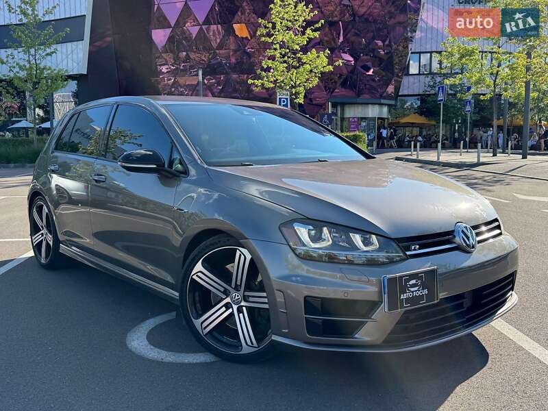 Volkswagen Golf 2016