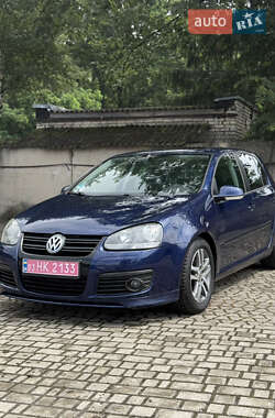 Хэтчбек Volkswagen Golf 2008 в Луцке