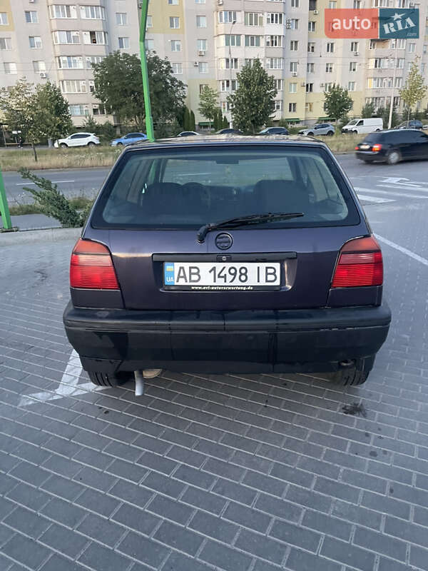 Хетчбек Volkswagen Golf 1994 в Вінниці