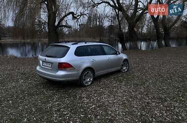 Універсал Volkswagen Golf 2007 в Рівному