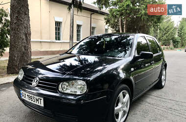 Хетчбек Volkswagen Golf 2003 в Зміїві