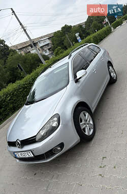 Універсал Volkswagen Golf 2009 в Чернівцях
