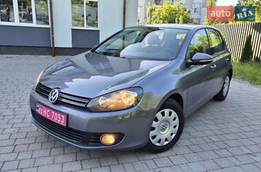 Хэтчбек Volkswagen Golf 2009 в Львове