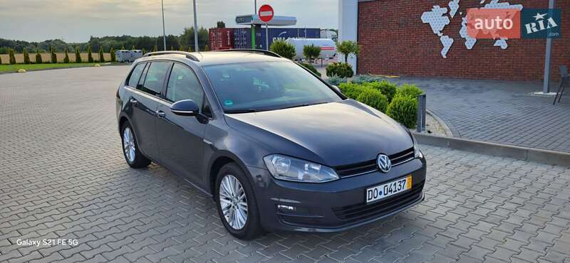 Універсал Volkswagen Golf 2014 в Луцьку