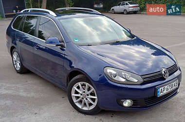 Универсал Volkswagen Golf 2010 в Киеве