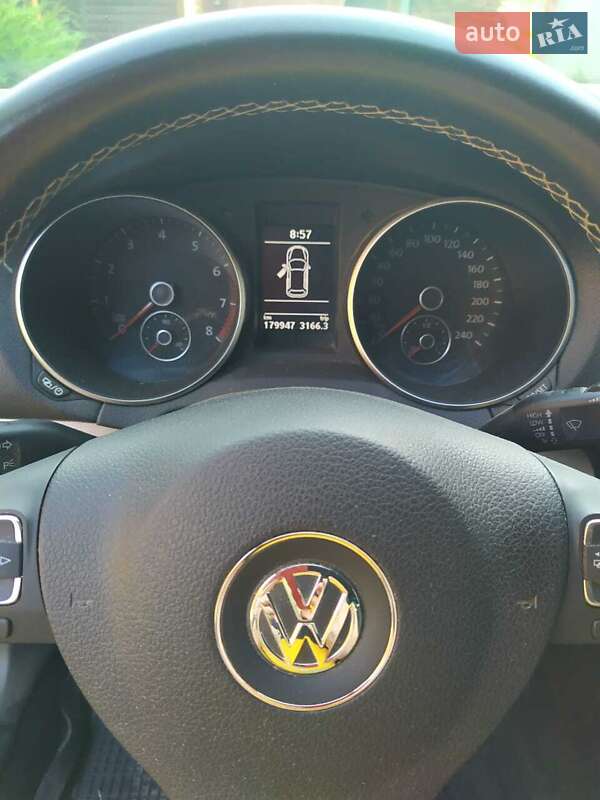 Универсал Volkswagen Golf 2012 в Ахтырке