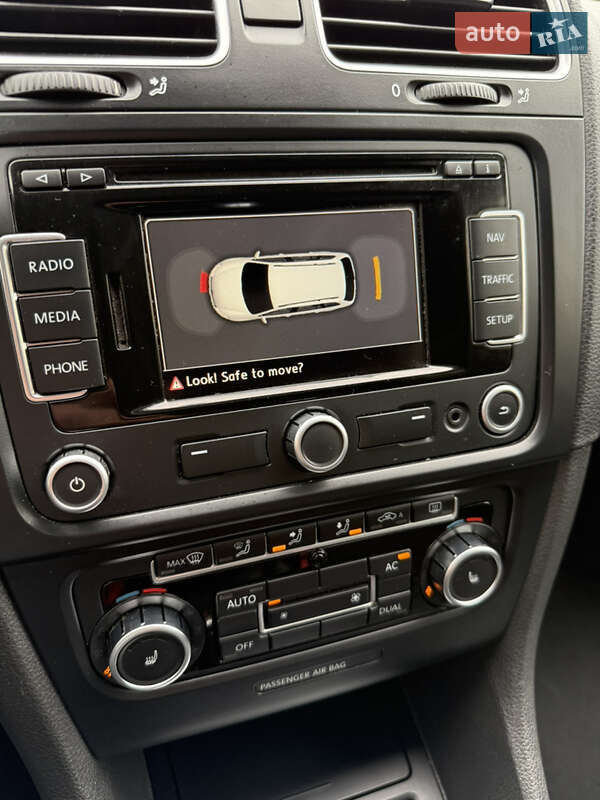 Универсал Volkswagen Golf 2010 в Красилове