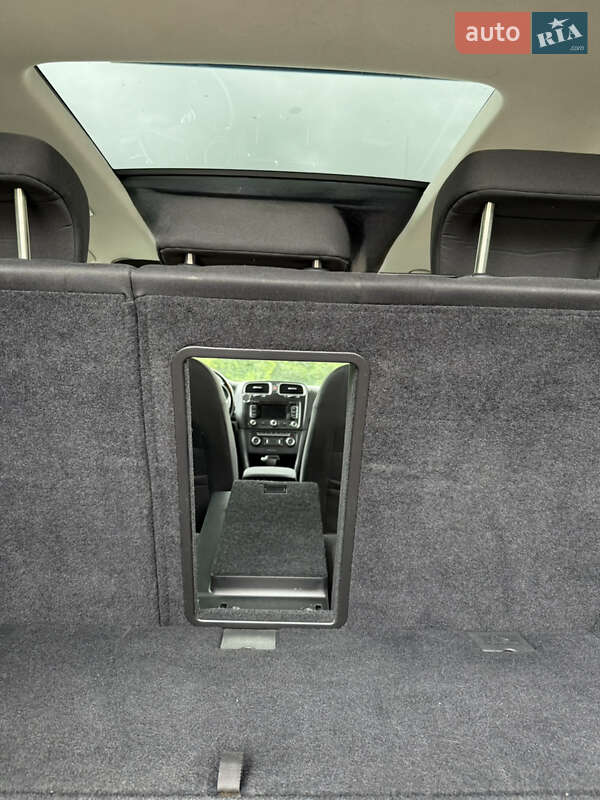Универсал Volkswagen Golf 2010 в Красилове