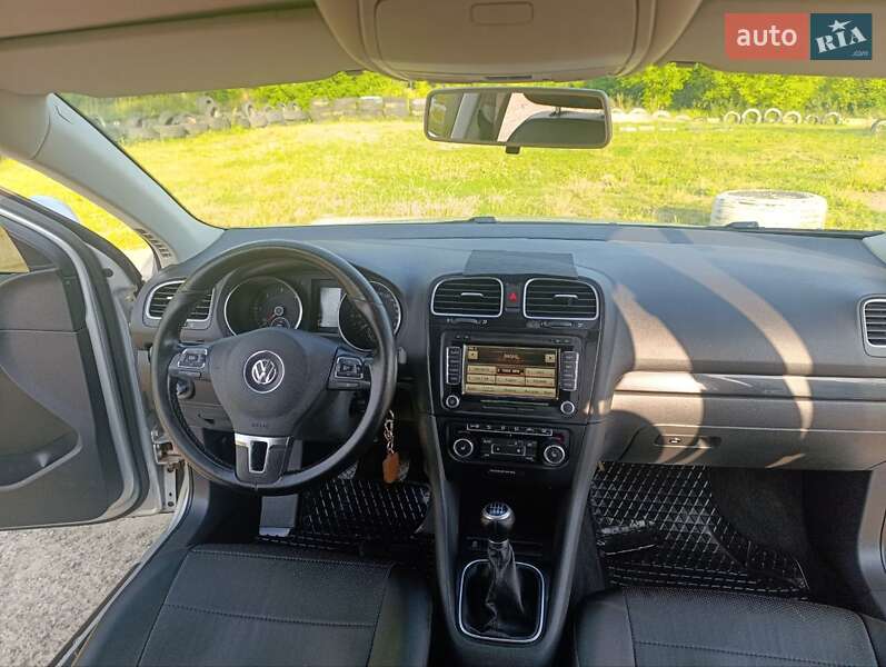 Универсал Volkswagen Golf 2012 в Каменке-Бугской фото 29 Универсал Volkswagen Golf 2012 в Каменке-Бугской