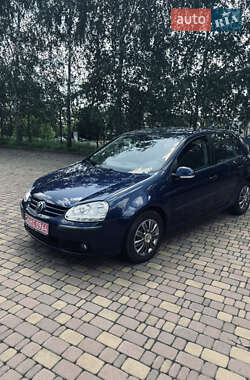 Хэтчбек Volkswagen Golf 2006 в Солоницевке